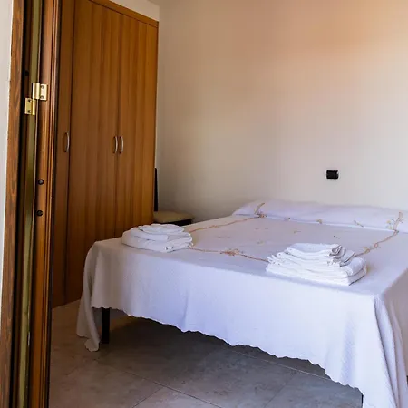 Apartment Completo 2°piano Aradeo